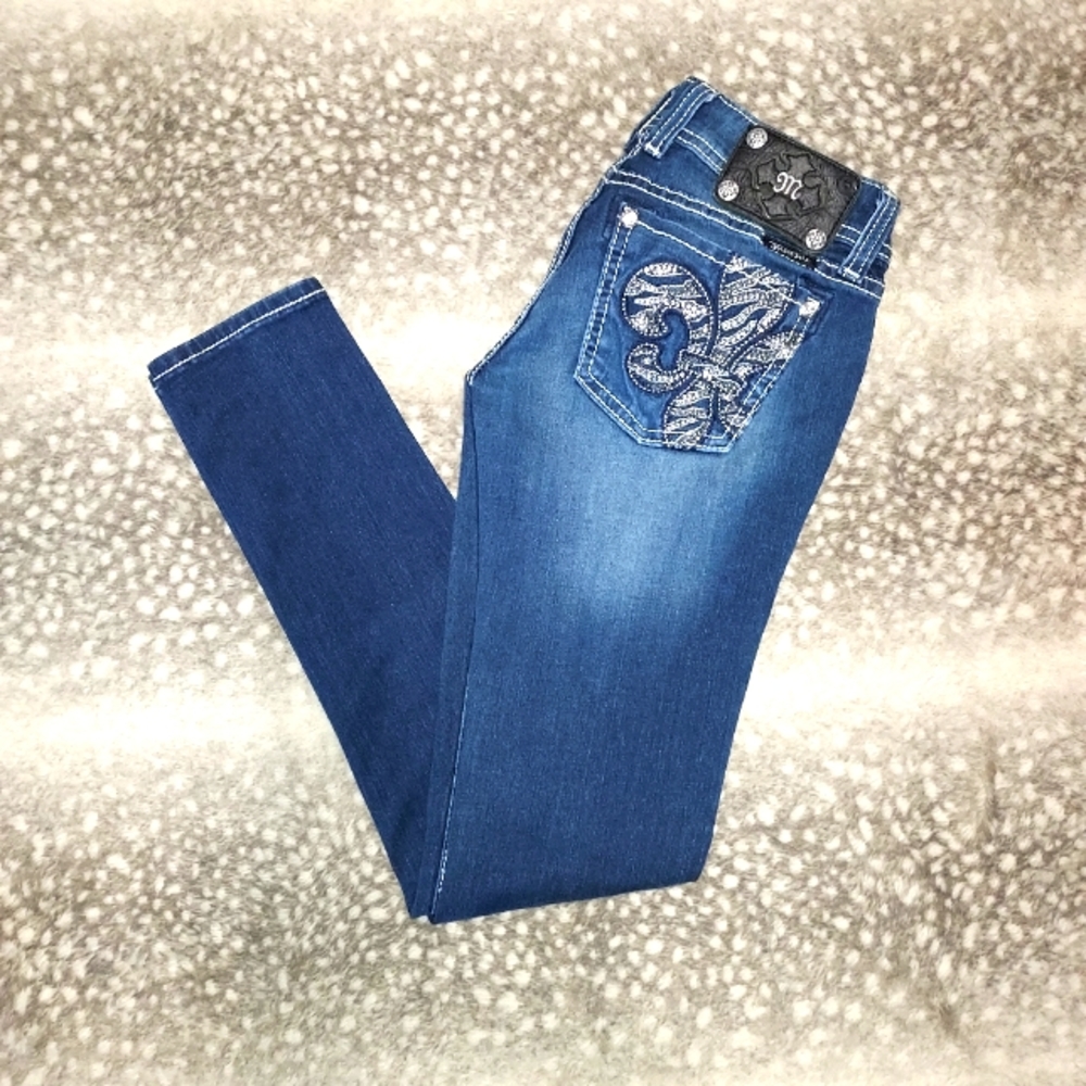 Dark blue Miss Me skinny jeans